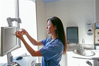 ds8100hc-patient-bedzijde-label-scanning